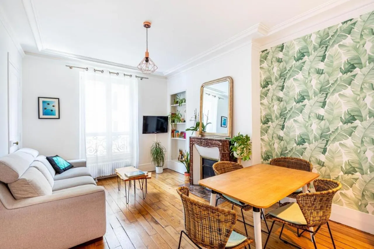 Cosy 2-bedroom In Montmartre Apartamento