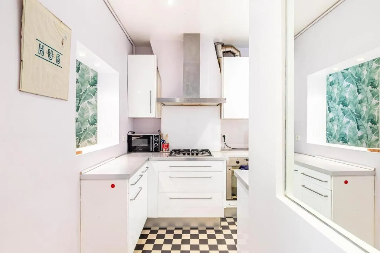 Cosy 2-bedroom In Montmartre