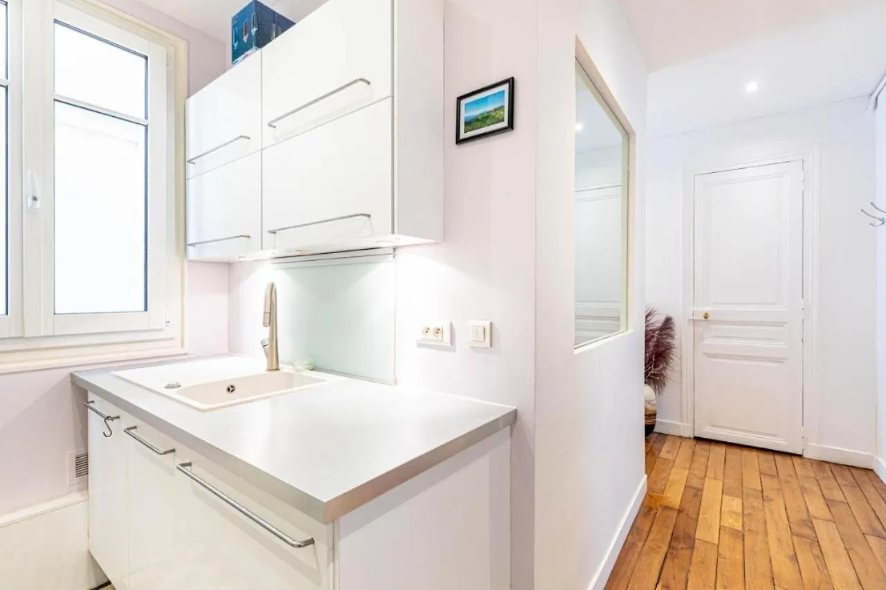 Apartamento Cosy 2-bedroom In Montmartre Paris